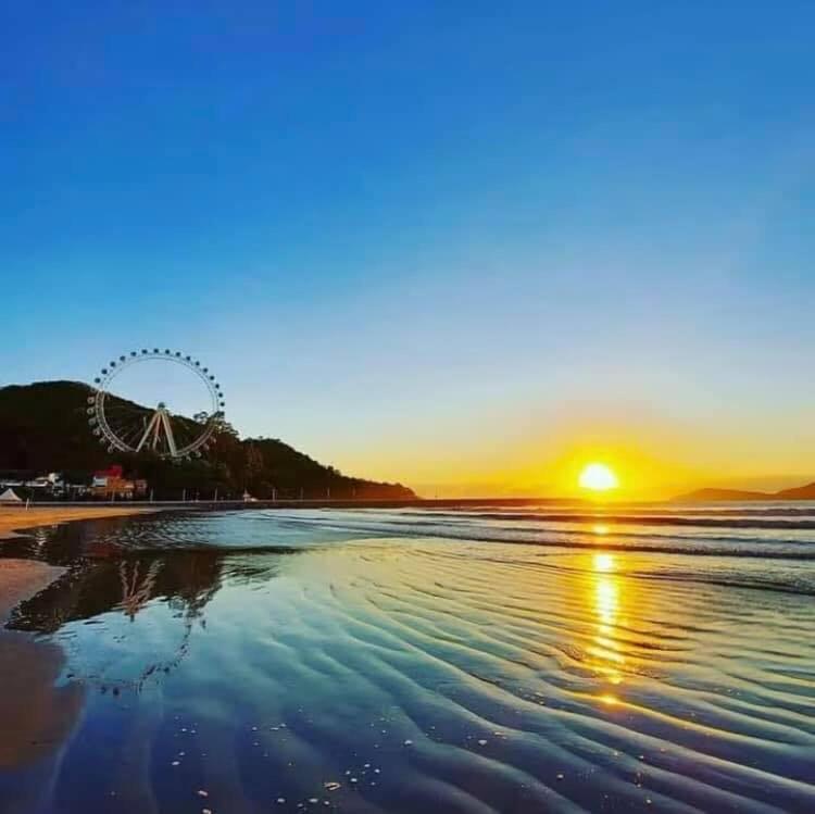 Apartamento Na Av Atlantica Com Ar Condicionado Balneário Camboriú Exterior foto