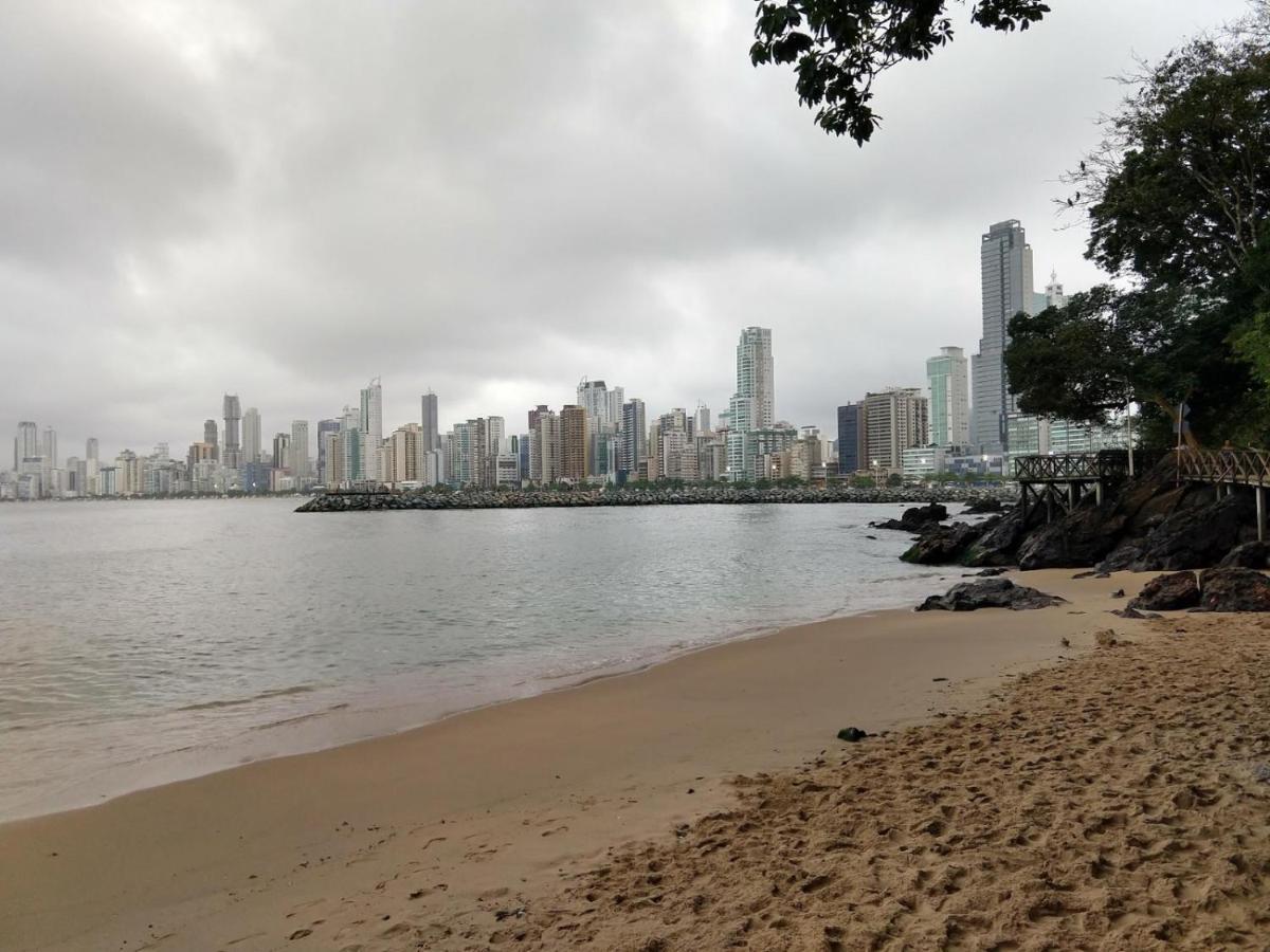 Apartamento Na Av Atlantica Com Ar Condicionado Balneário Camboriú Exterior foto